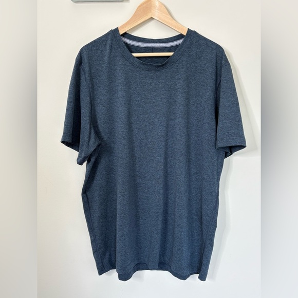 Lululemon Soft Jersey Short Sleeve Top Dark Blue Missing Size approx Large - Picture 1 of 5